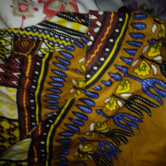 African - Picture 2 of 3